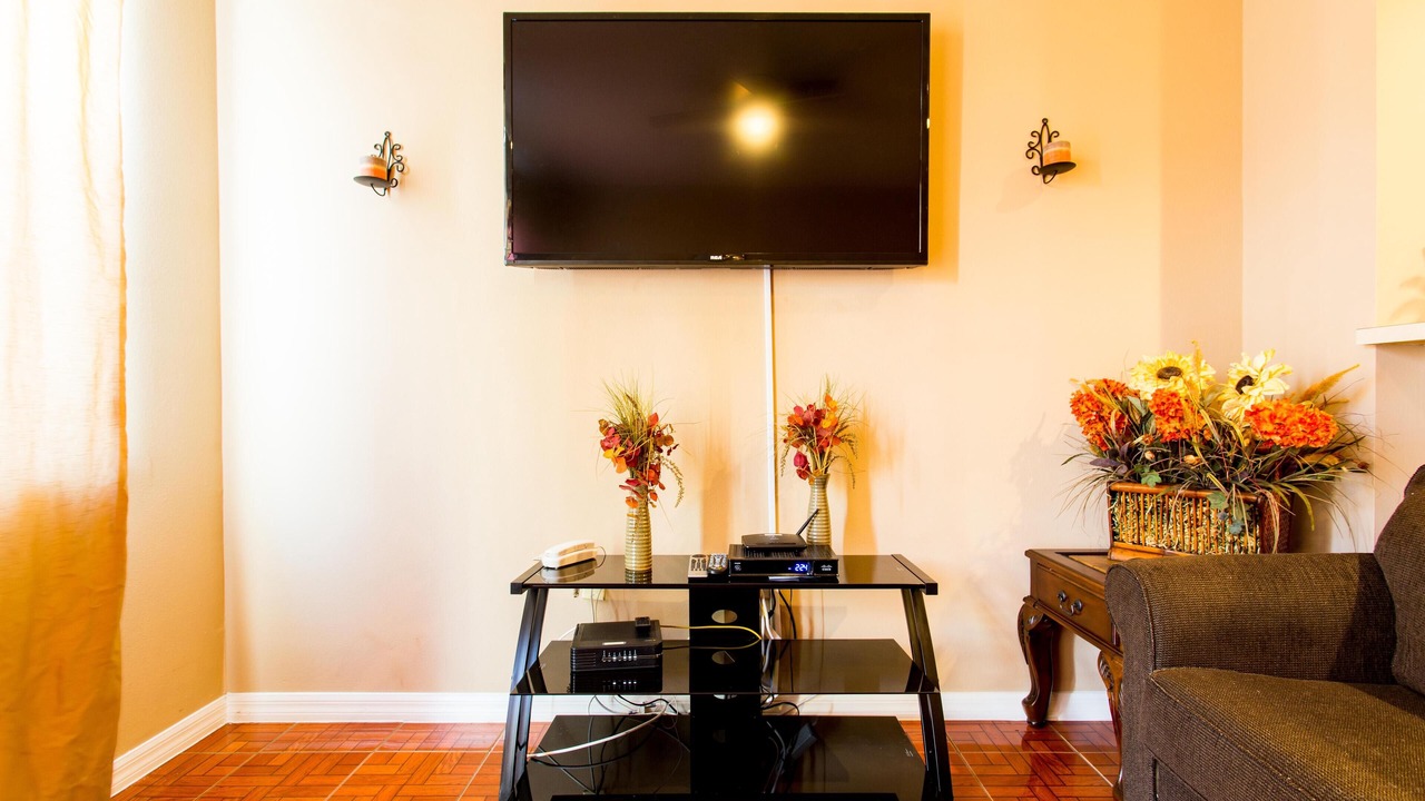Photo of Livingroom in Crestwynd Bay
