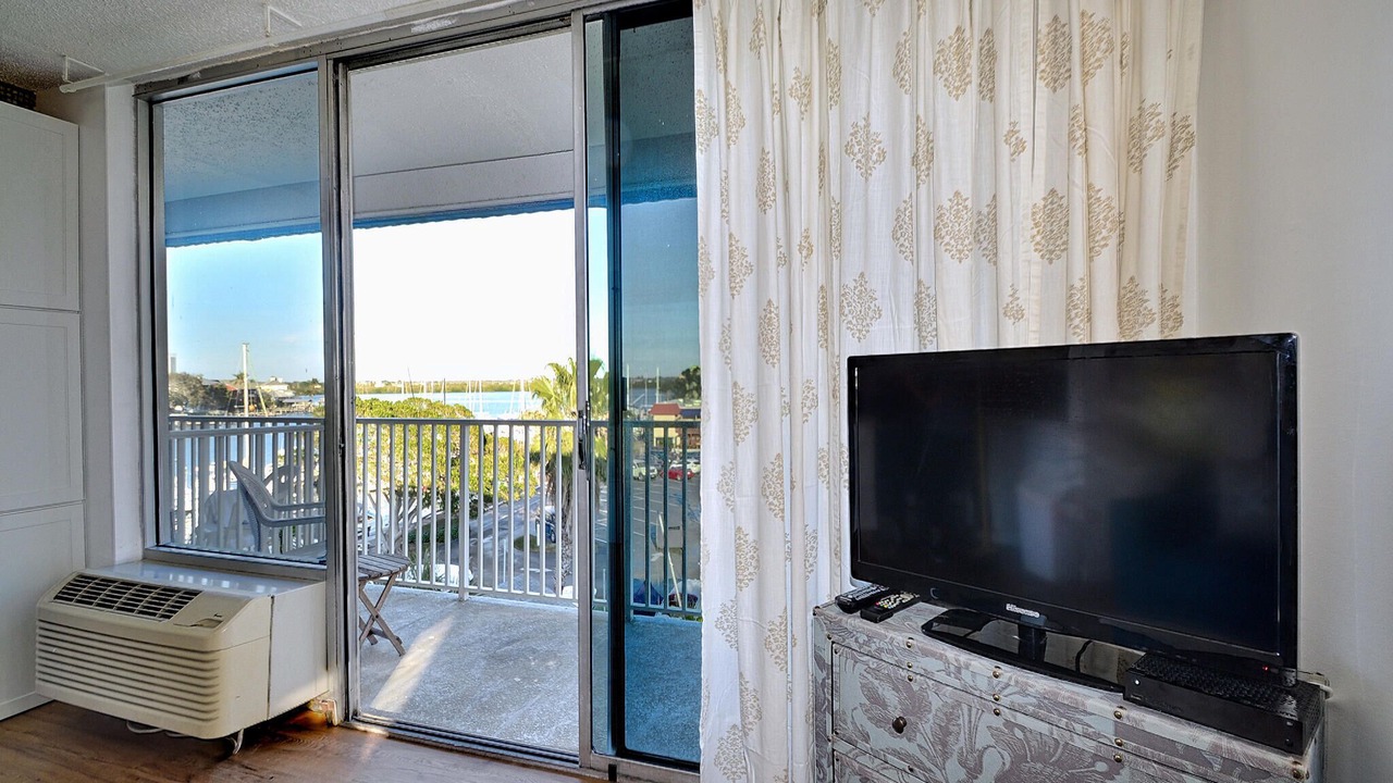 Photo of Bedroom in Clearwater Beach