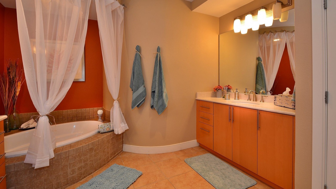 Photo of Bathroom in Daytona Beach