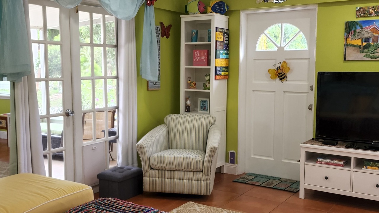 Photo of Livingroom in South Gate Ridge