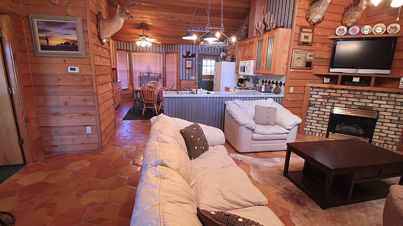 Photo of Livingroom in Milton
