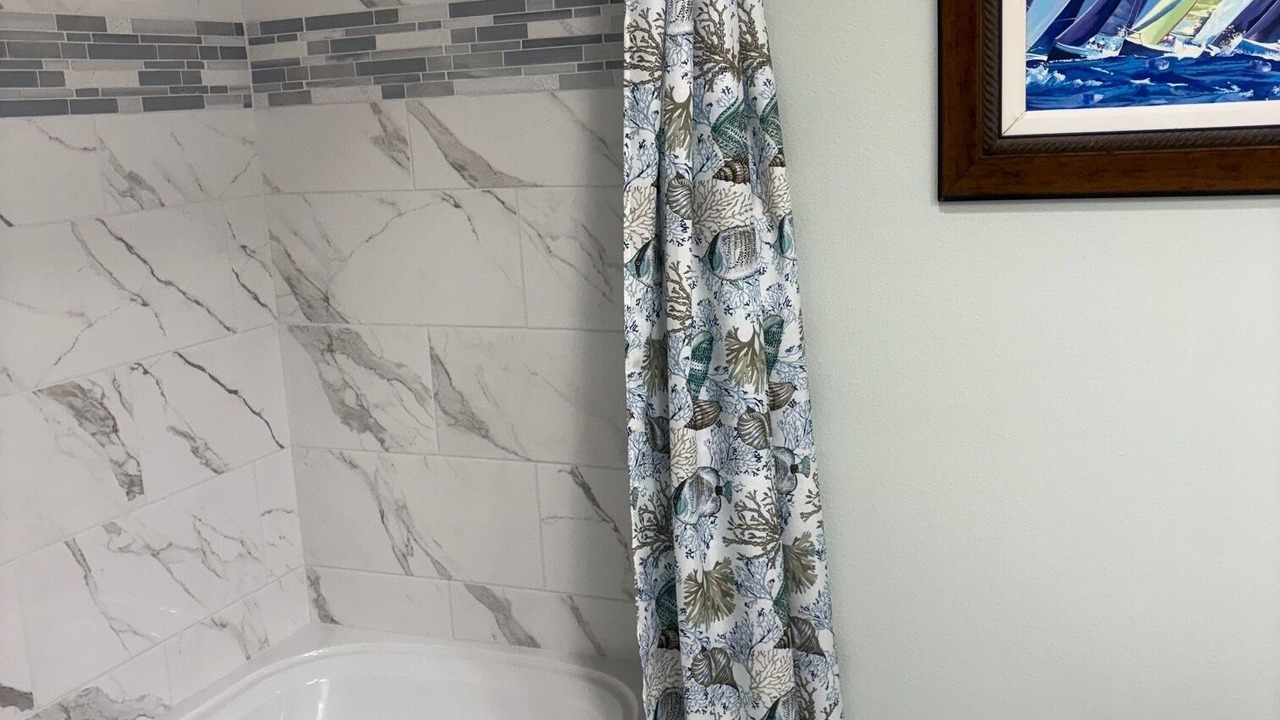 Photo of Bathroom in Navarre Beach