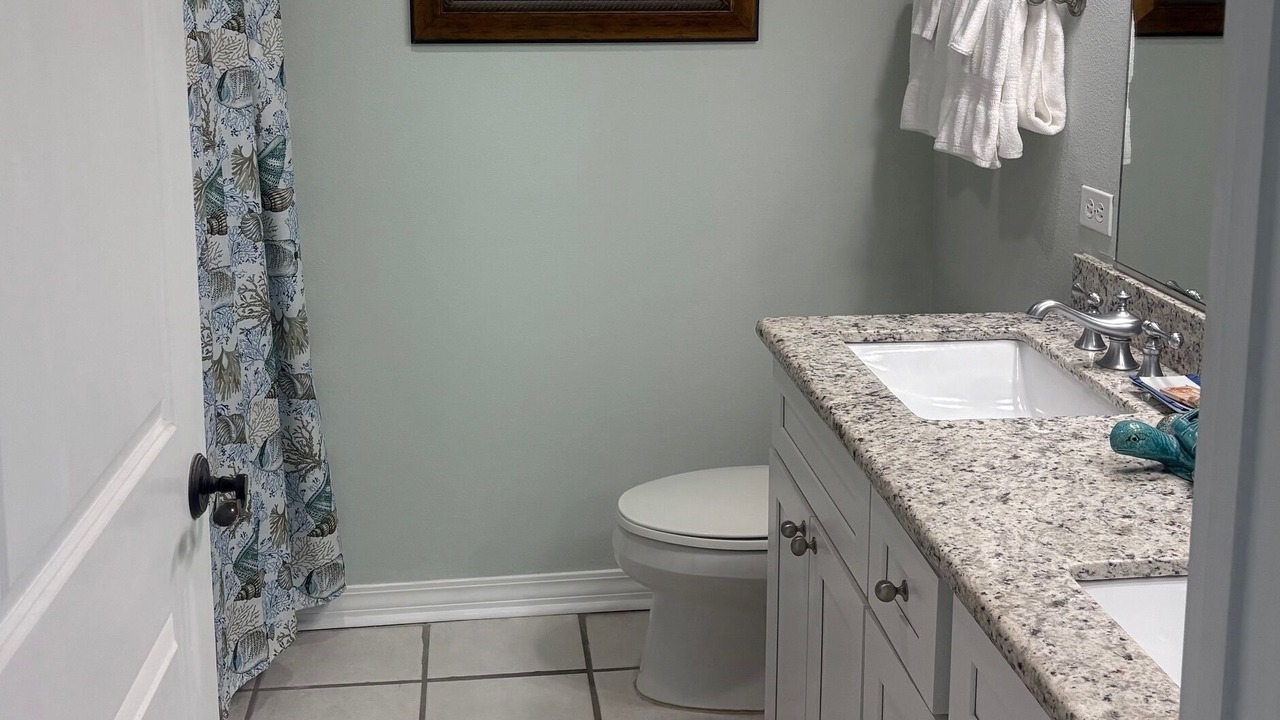 Photo of Bathroom in Navarre Beach