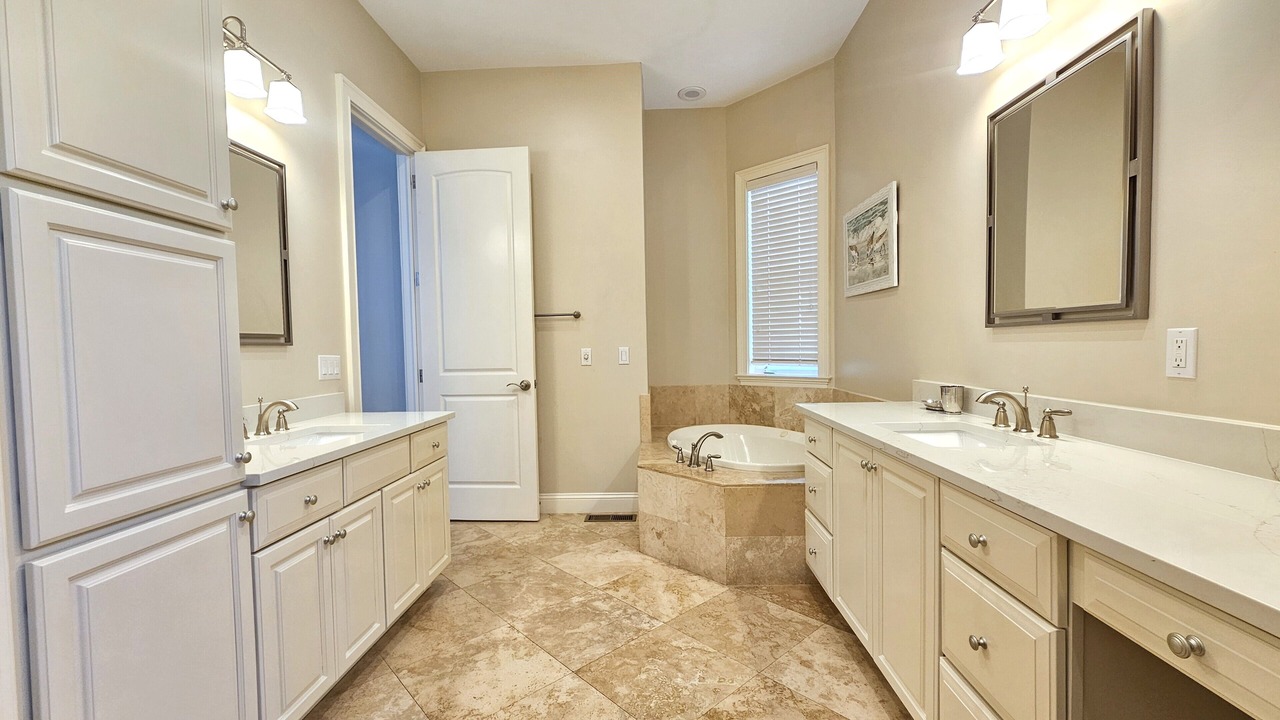 Photo of Bathroom in North Forest Beach