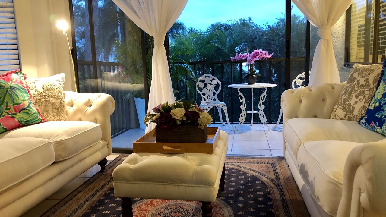 Photo of Livingroom in Palm River Estates