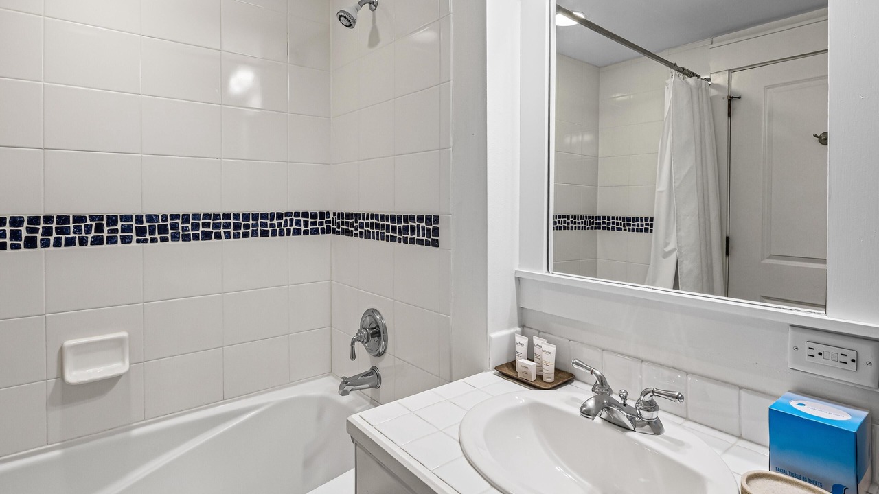 Photo of Bathroom in Baytowne Wharf