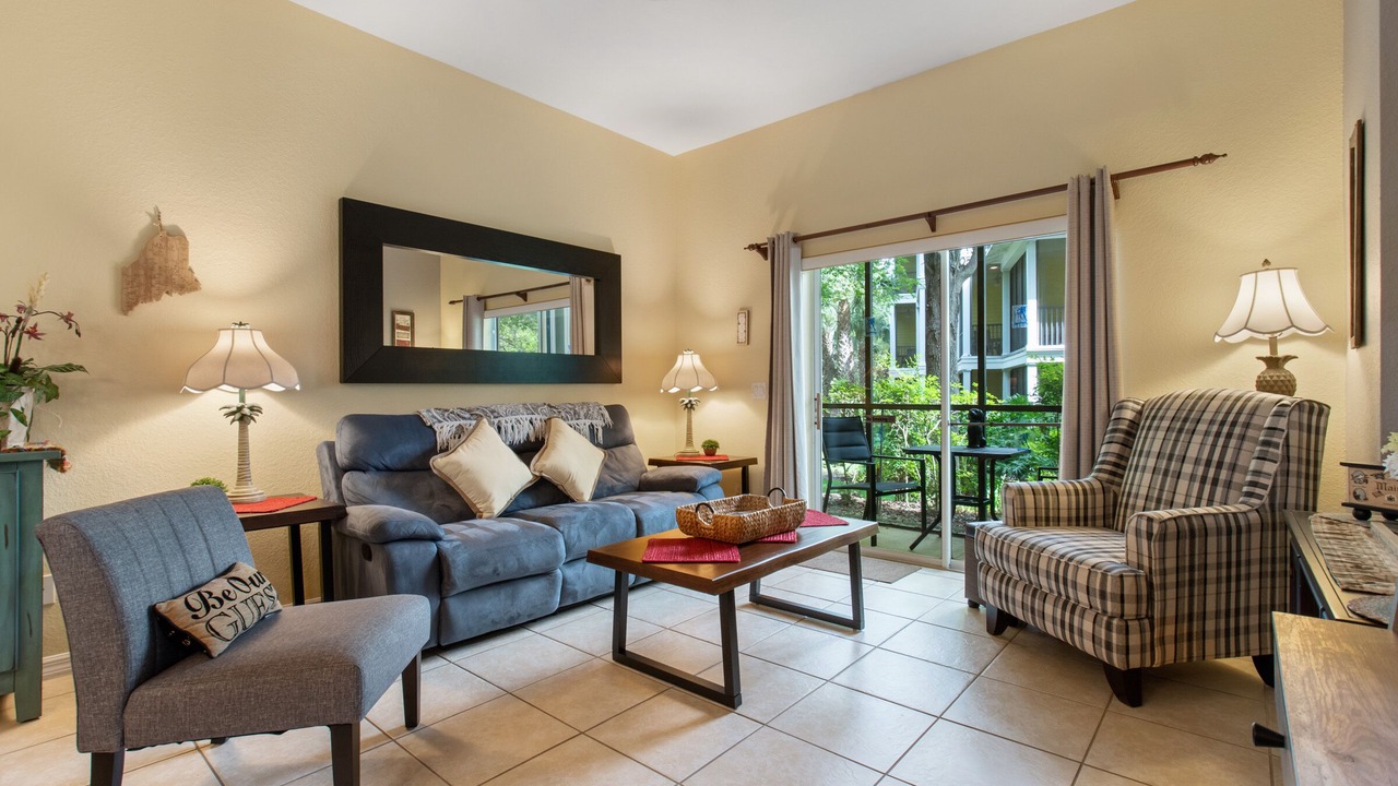 Photo of Livingroom in Bahama Bay