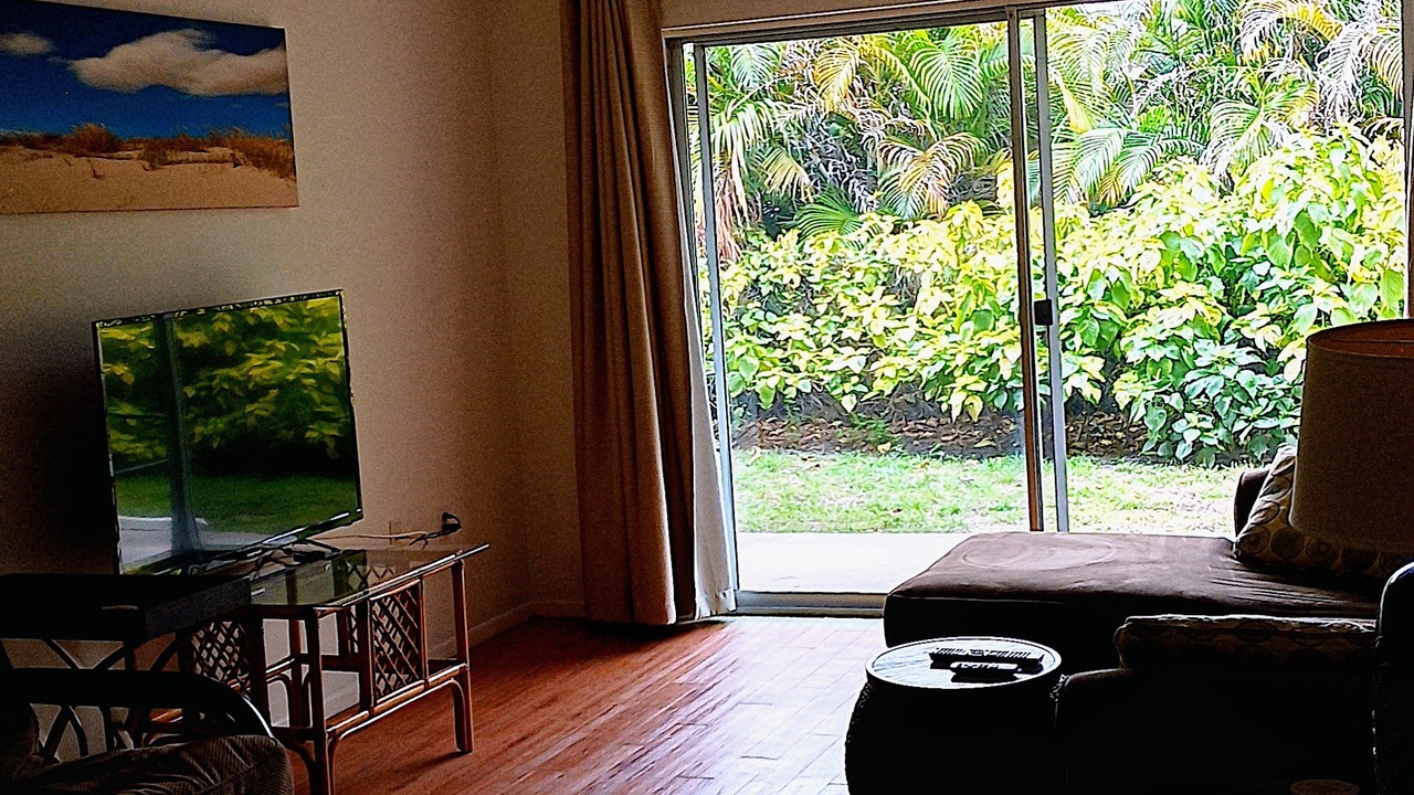 Photo of Livingroom in Gulf Gate Estates