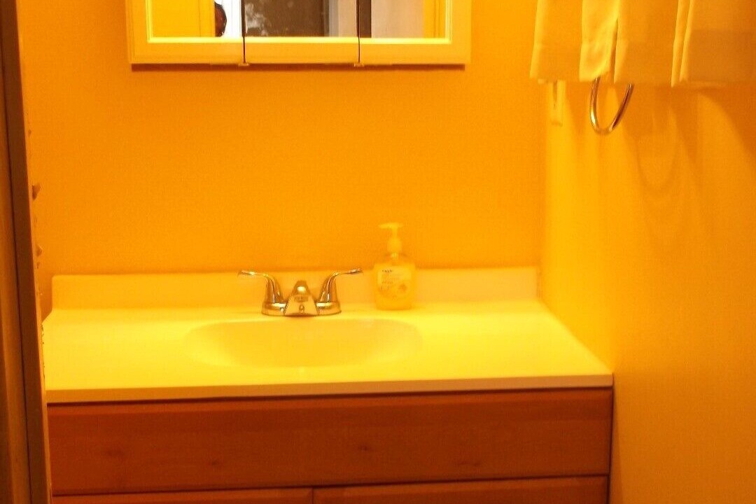 Photo of Bathroom in Weeki Wachee Gardens