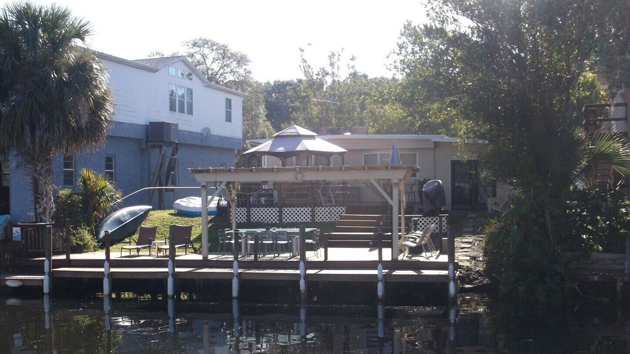 Photo of Outdoor in Weeki Wachee Gardens