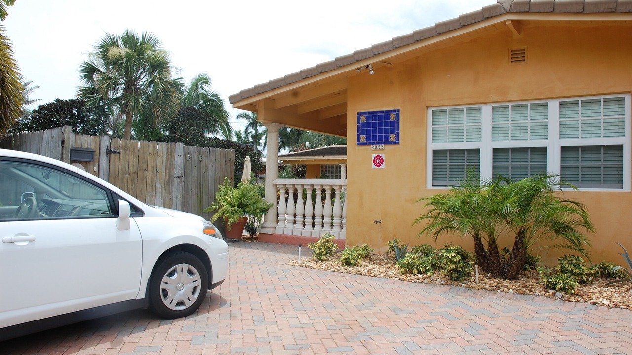 Photo of Others in Dolphin Isles