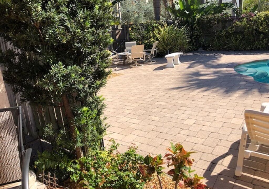 Photo of Others in Dolphin Isles