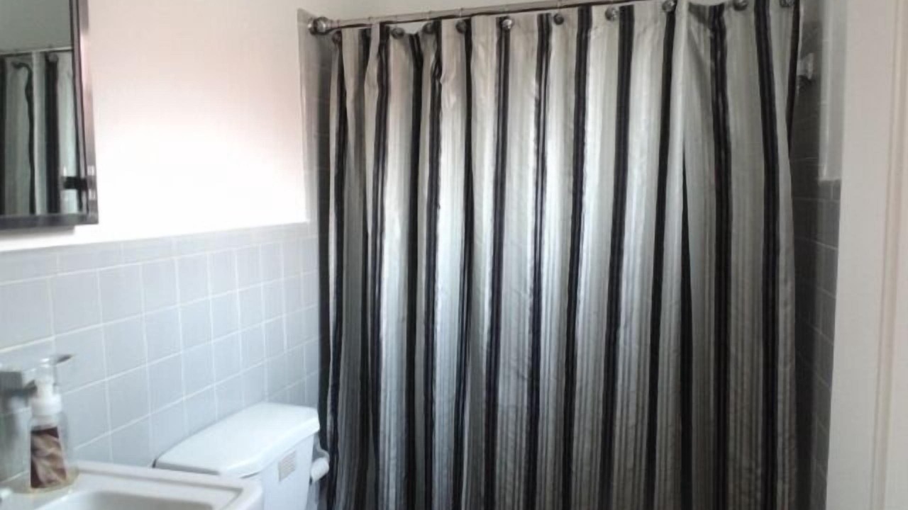 Photo of Bathroom in Dolphin Isles