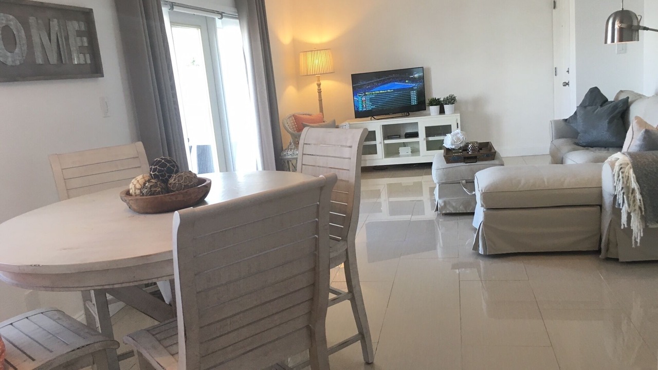 Photo of Livingroom in Coquina Key