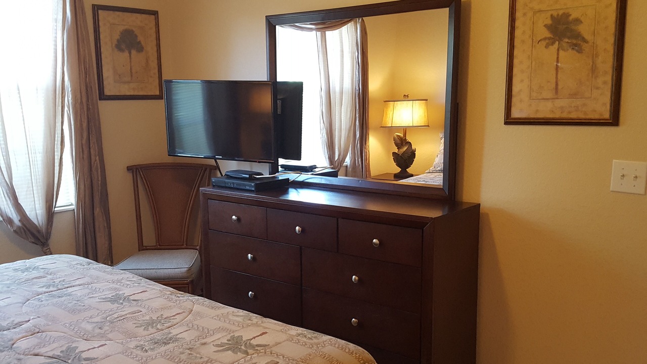 Photo of Bedroom in Beachwalk Isles
