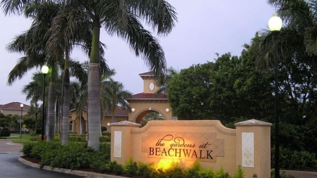 Photo of Others in Beachwalk Isles