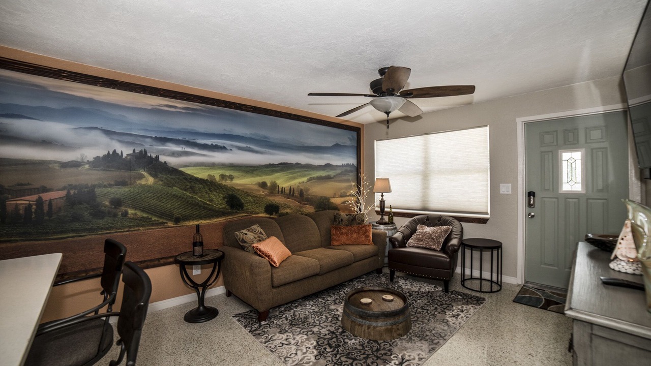 Photo of Bedroom in Gulfport