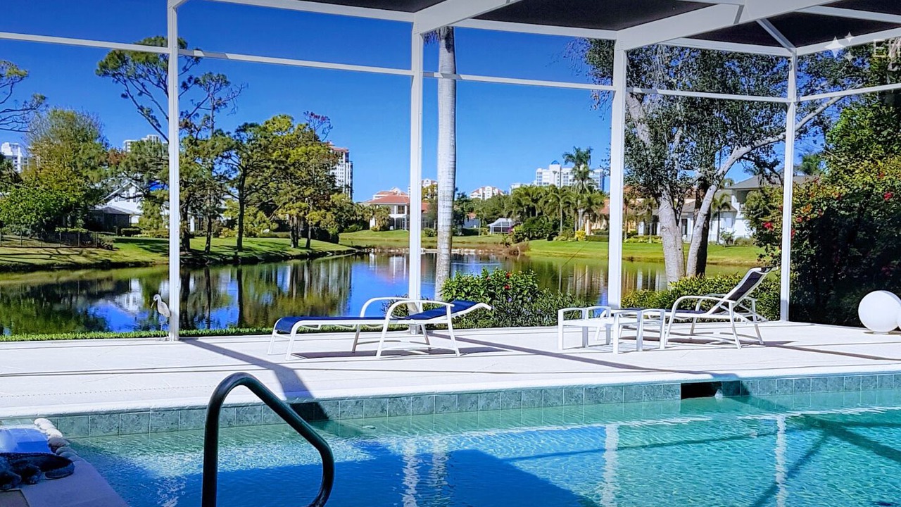 Photo of Outdoor in Park Shore