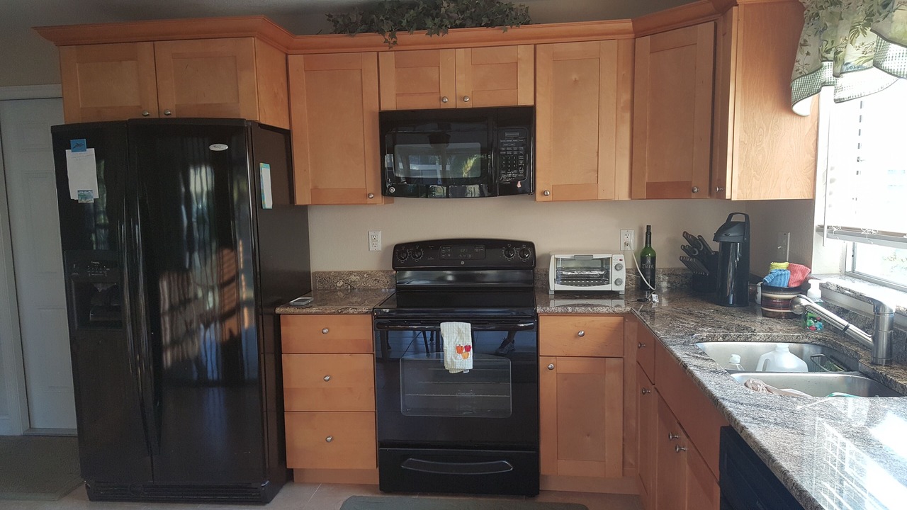 Photo of Kitchen in Caloosahatchee