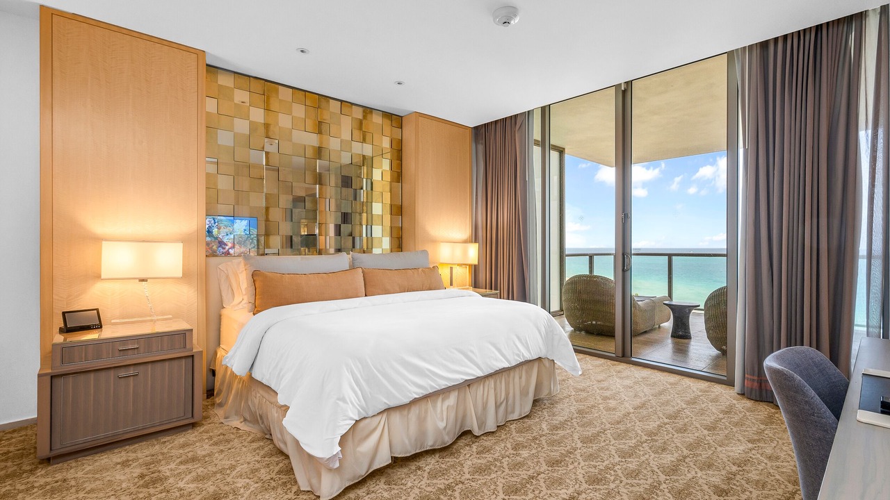 Photo of Bedroom in Bal Harbour