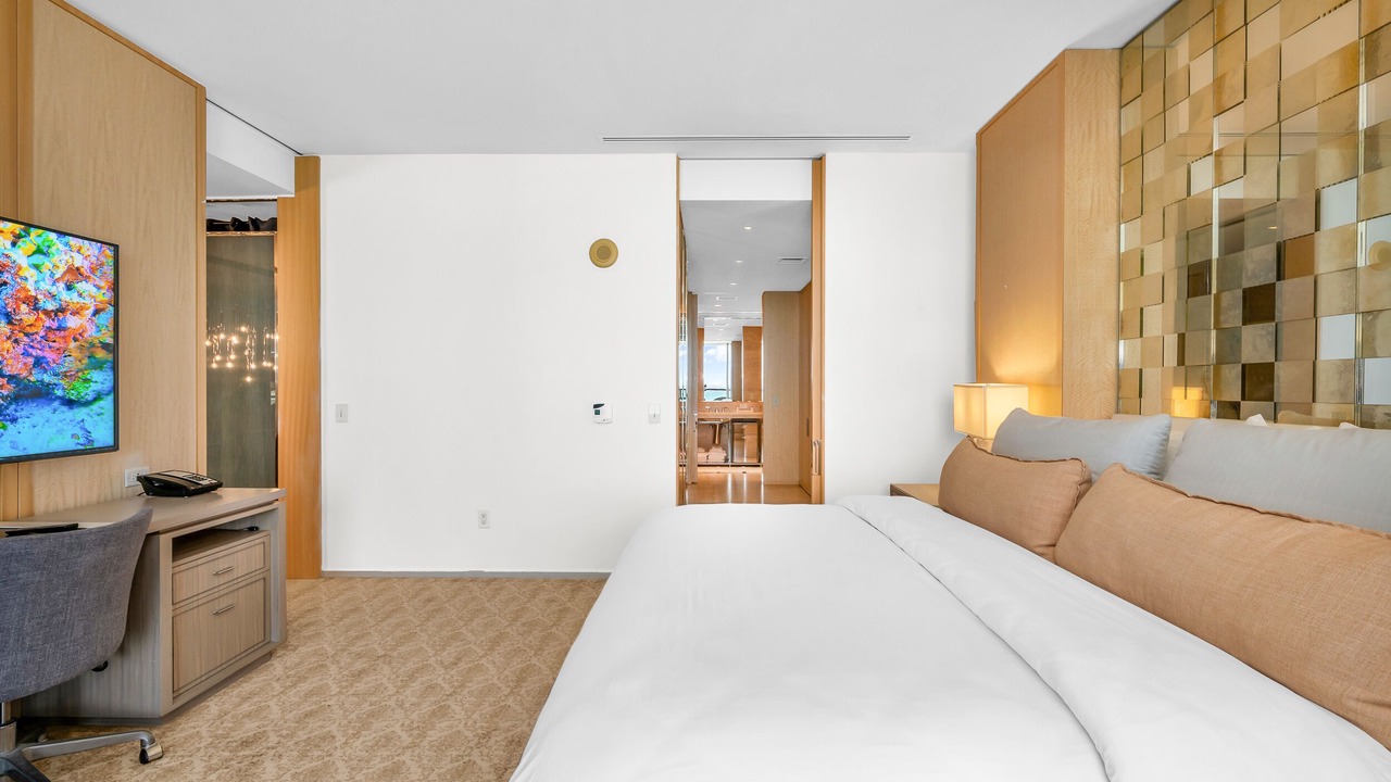 Photo of Bedroom in Bal Harbour