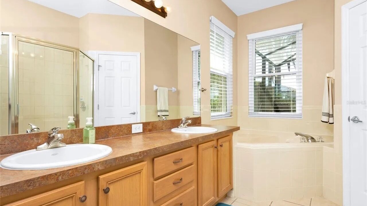 Photo of Bathroom in Calabay Parc