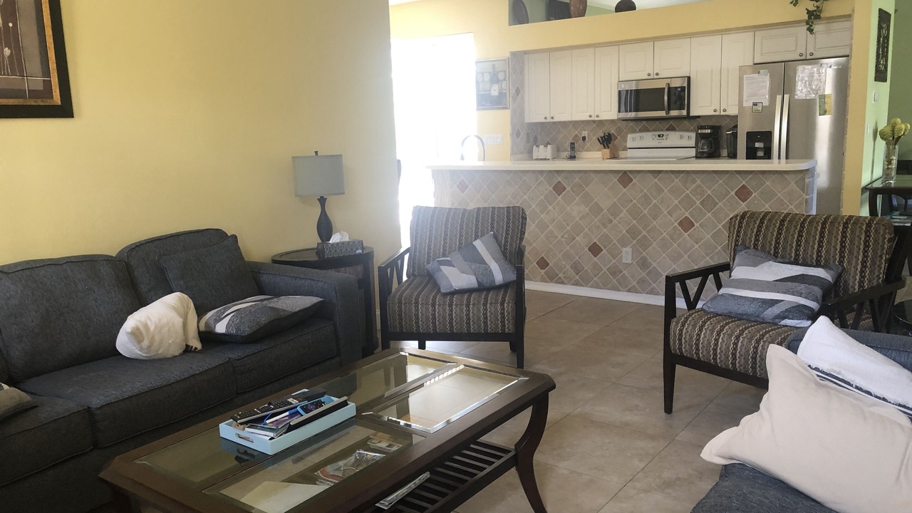 Photo of Livingroom in Central Naples