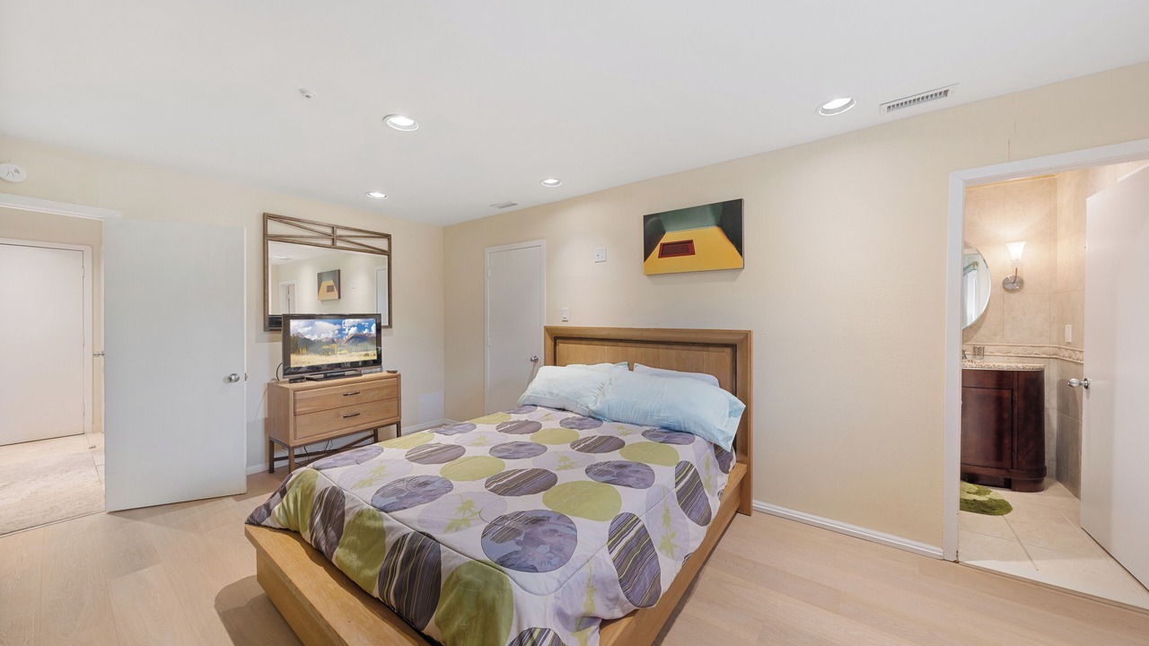 Photo of Bedroom in St. Leonard's Tract