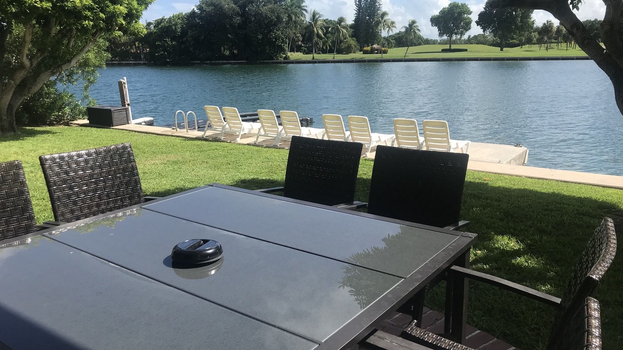 Photo of Others in Bay Harbor Islands