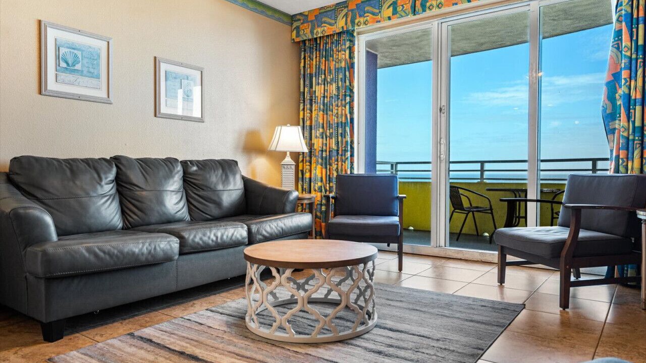 Photo of Livingroom in Brush - Stewarts