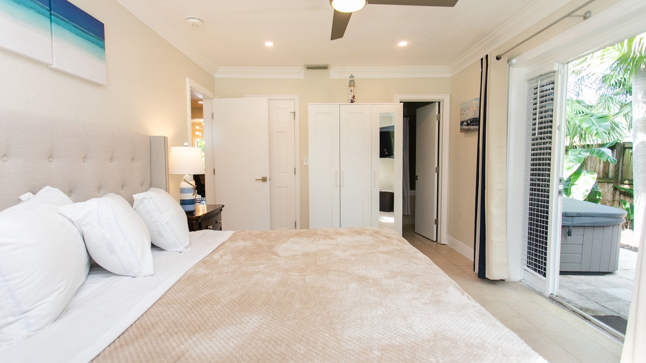 Photo of Bathroom in Dania Beach