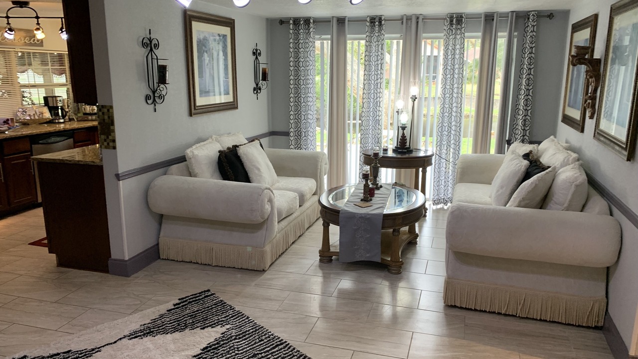Photo of Livingroom in Bayonet Point