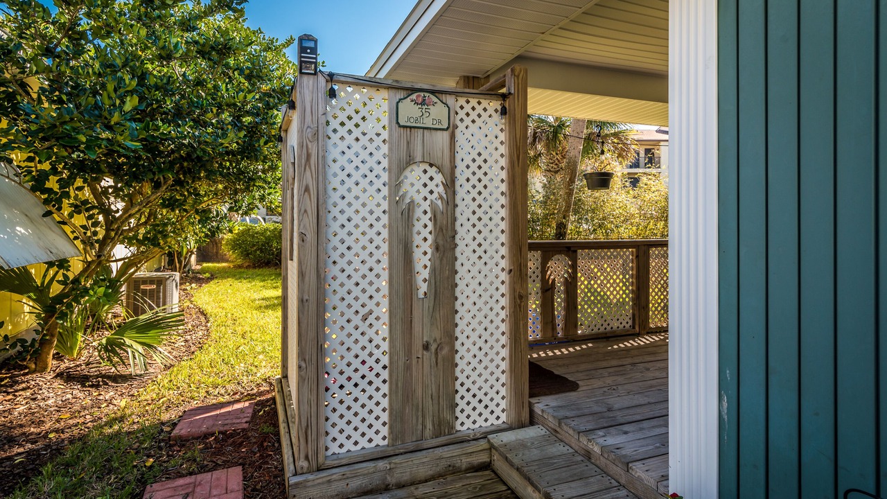 Photo of Outdoor in Surfcrest Village