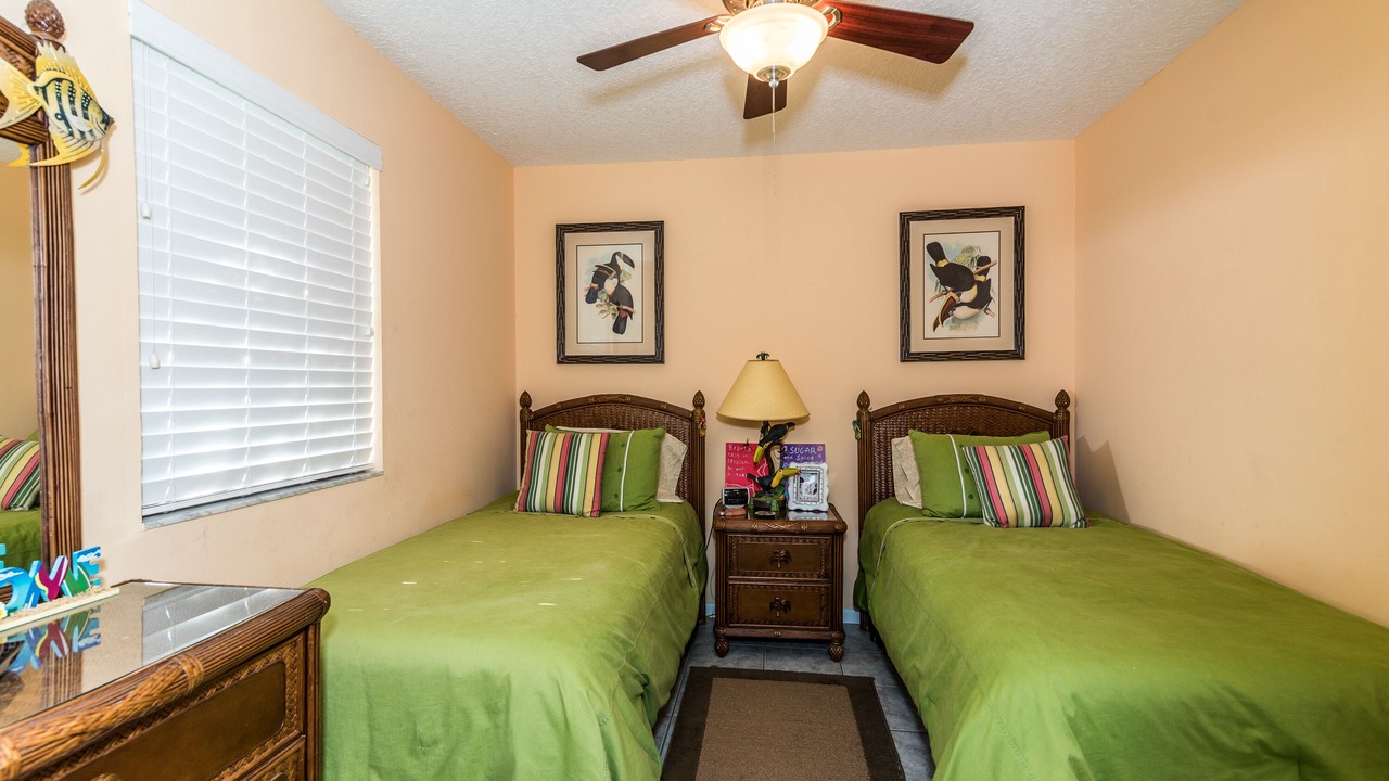 Photo of Bedroom in Surfcrest Village