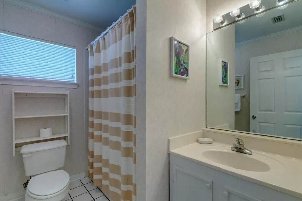 Photo of Bathroom in Sugar Beach