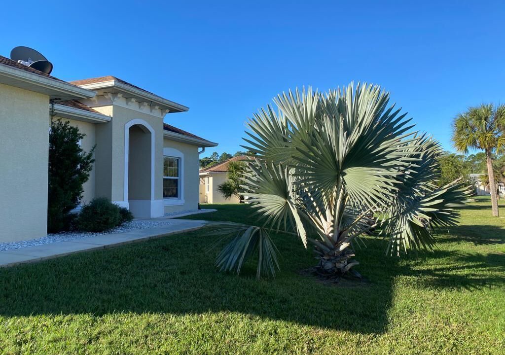 Photo of Outdoor in Lehigh Acres