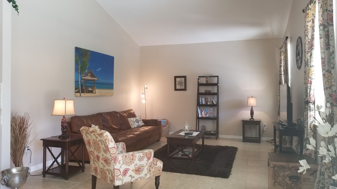 Photo of Livingroom in Lehigh Acres