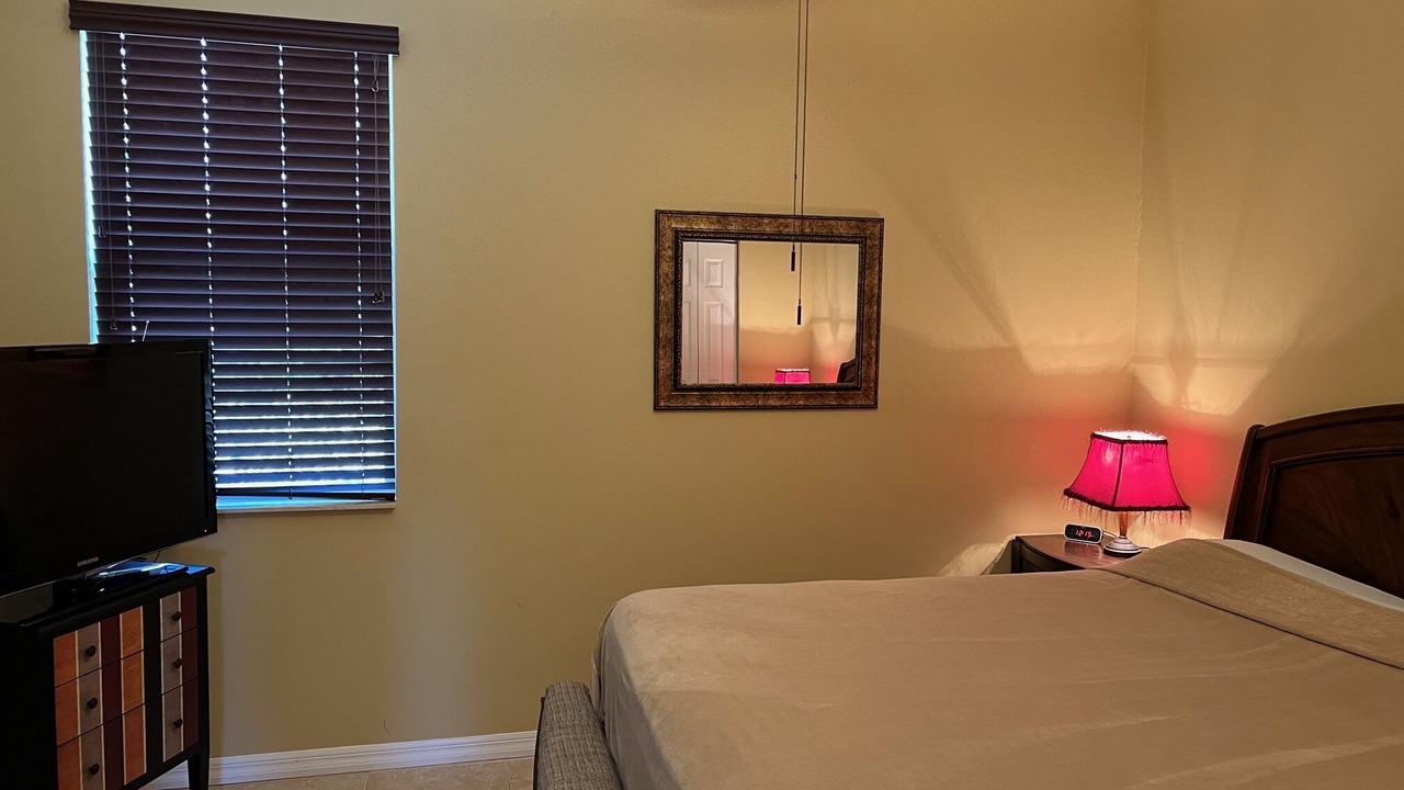 Photo of Bedroom in Lehigh Acres