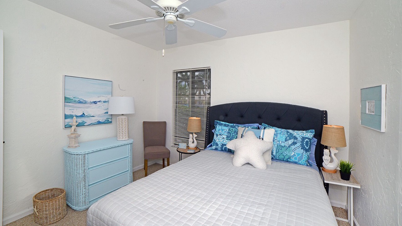 Photo of Bedroom in Lake Ida Shores