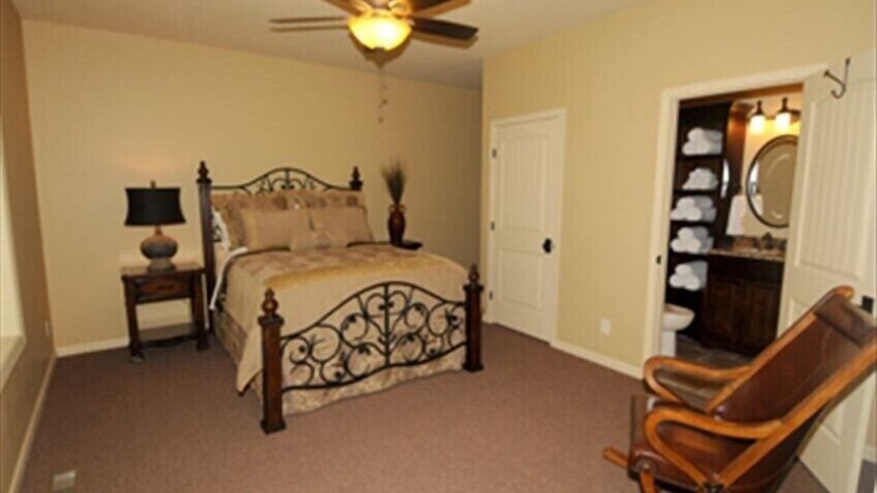 Photo of Bedroom in Crossville