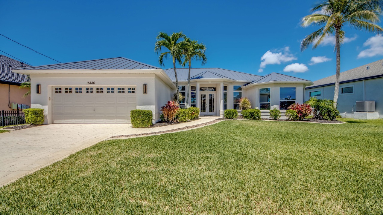 Photo of Outdoor in Pelican