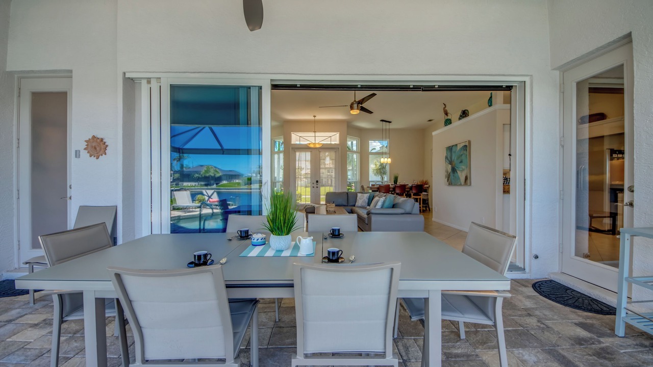 Photo of Outdoor in Pelican