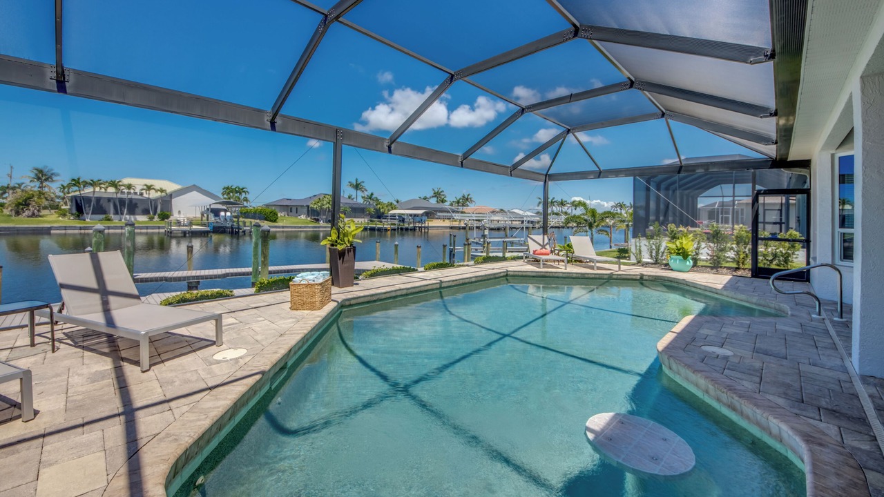 Photo of Outdoor in Pelican