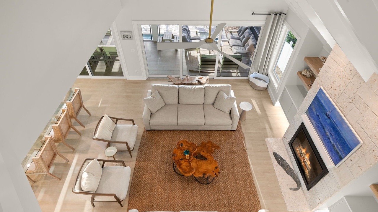 Photo of Livingroom in Captiva