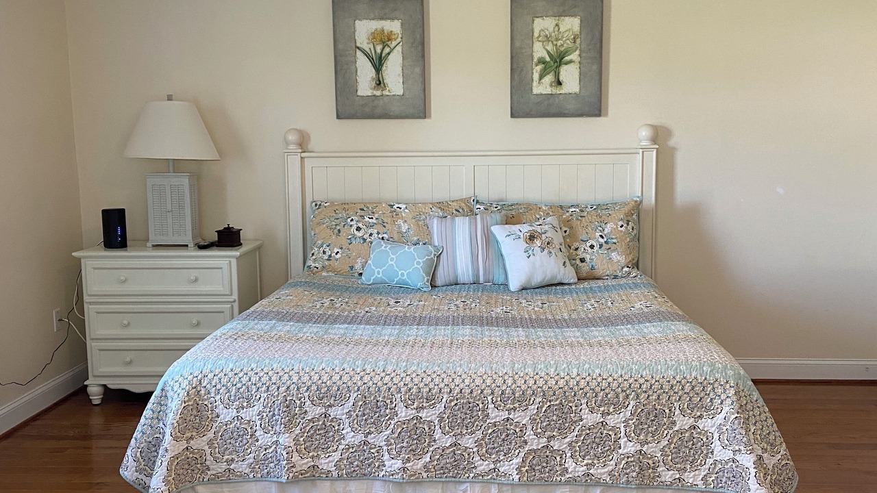 Photo of Bedroom in Dune Allen Beach