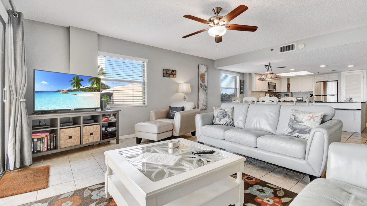 Photo of Livingroom in Madeira Beach