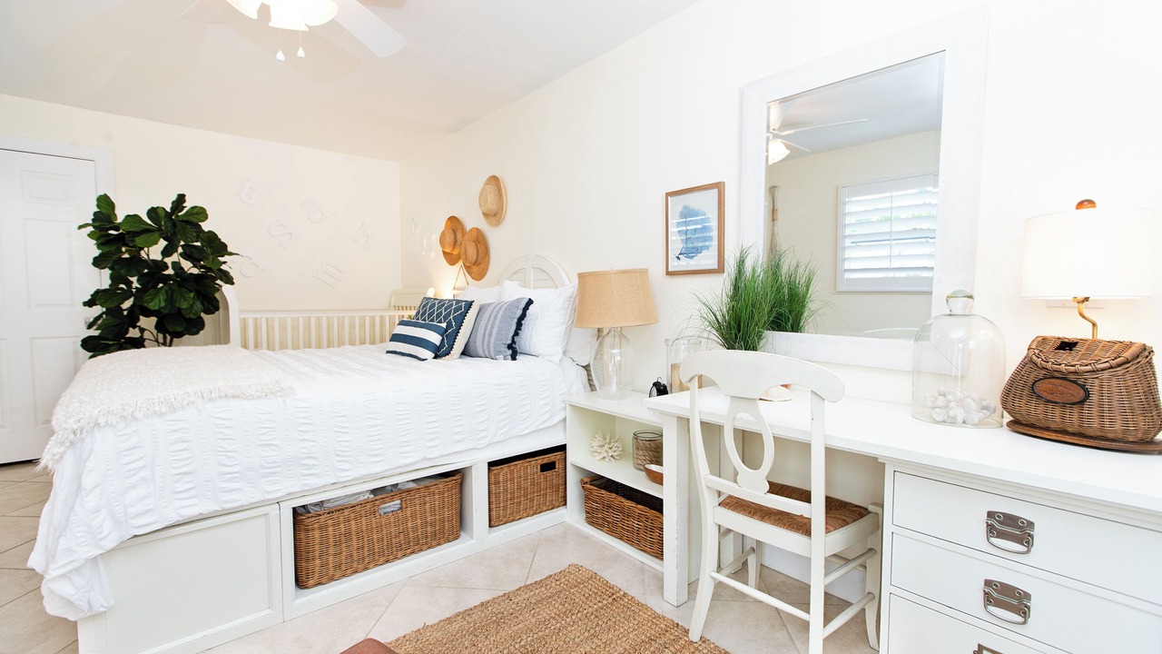 Photo of Bedroom in Central Naples