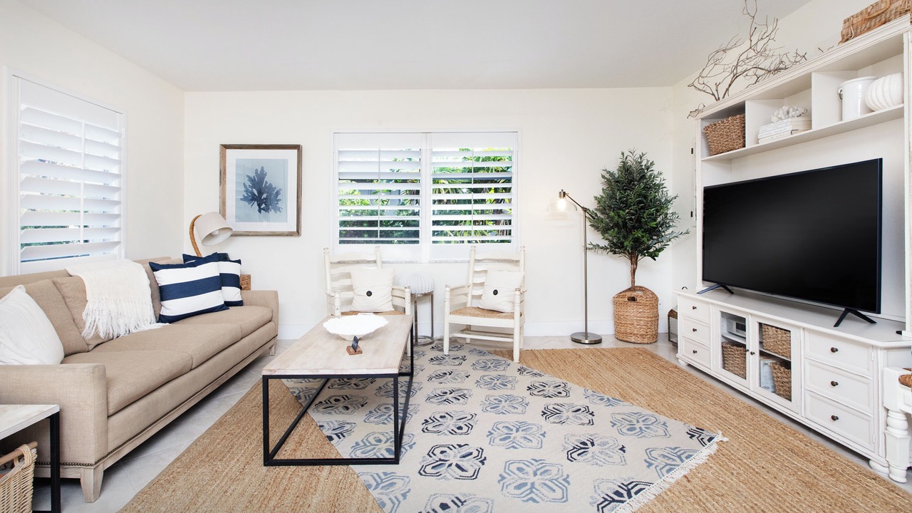 Photo of Livingroom in Central Naples