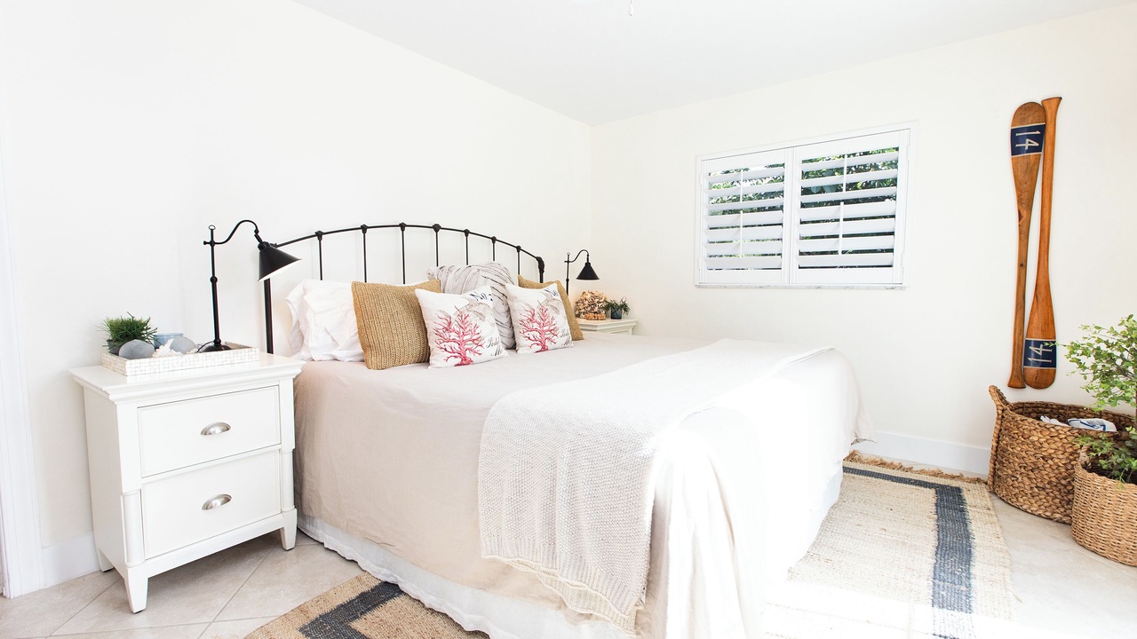 Photo of Bedroom in Central Naples