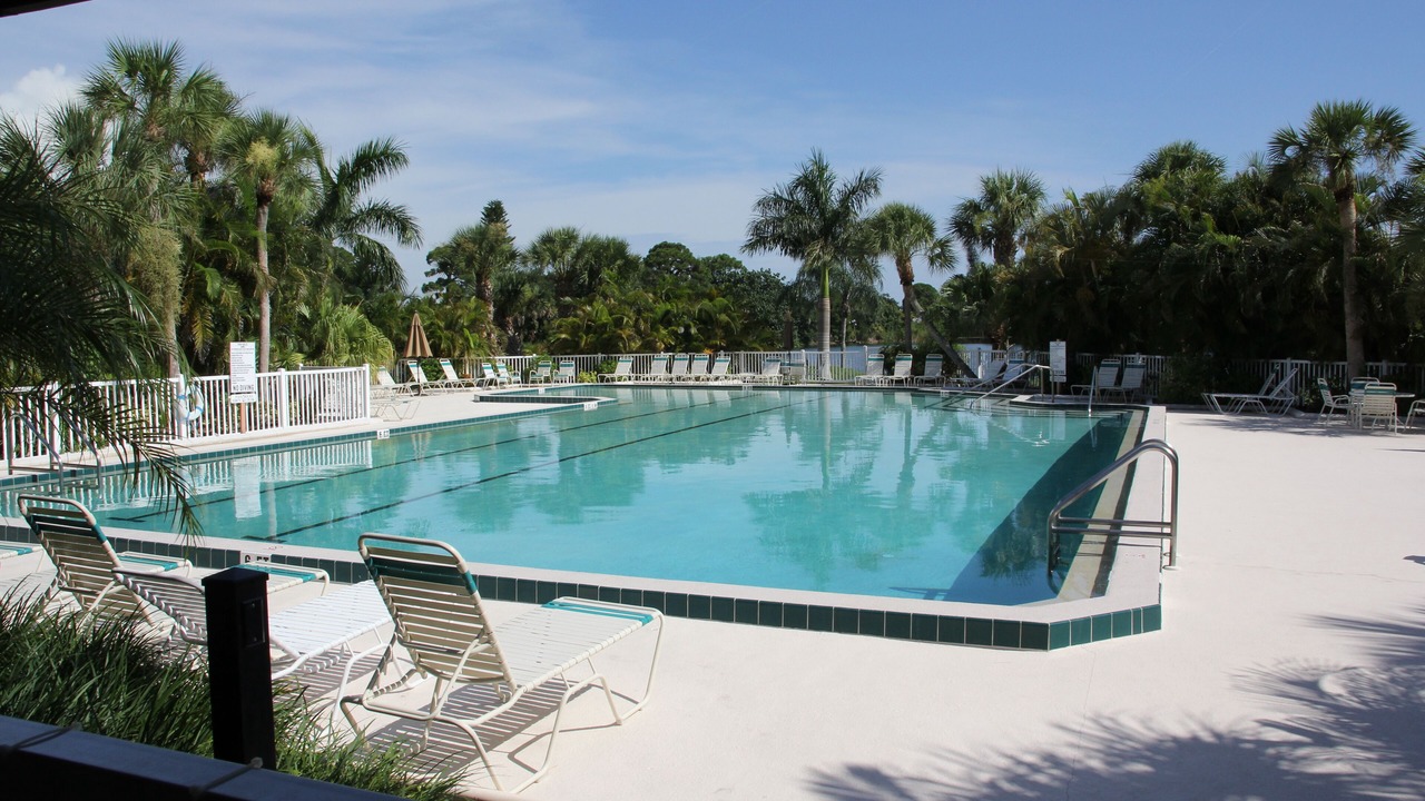 Photo of Outdoor in Gulf Gate Estates